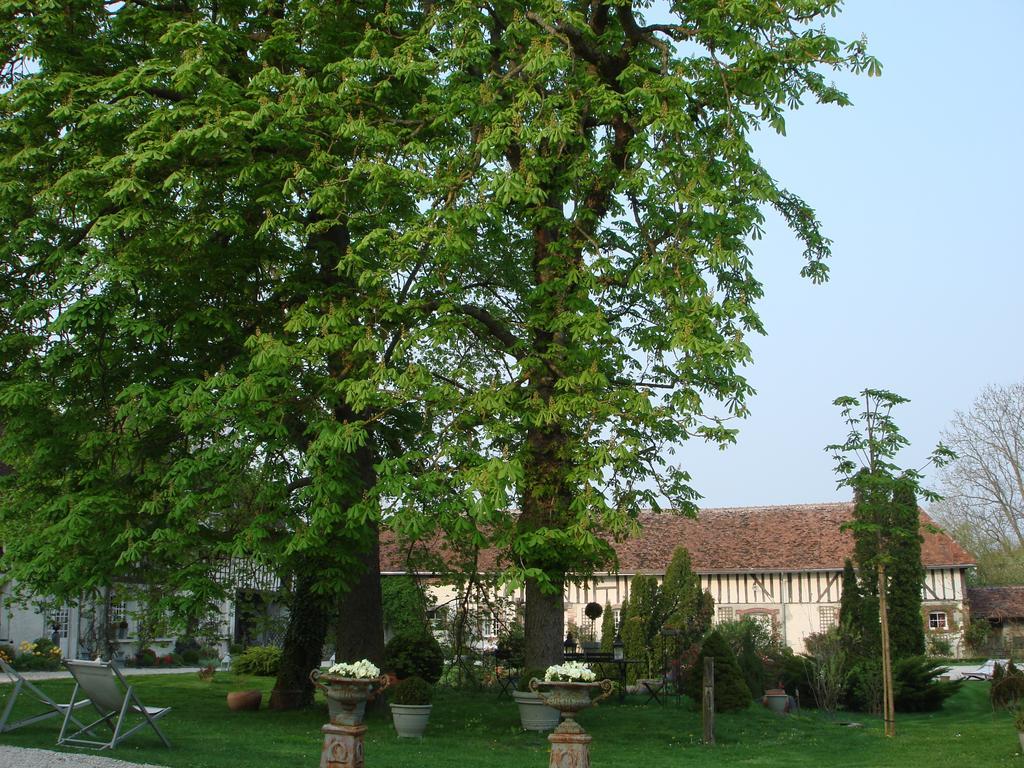 Domaine De La Creuse Bed & Breakfast Moussey  Exterior foto