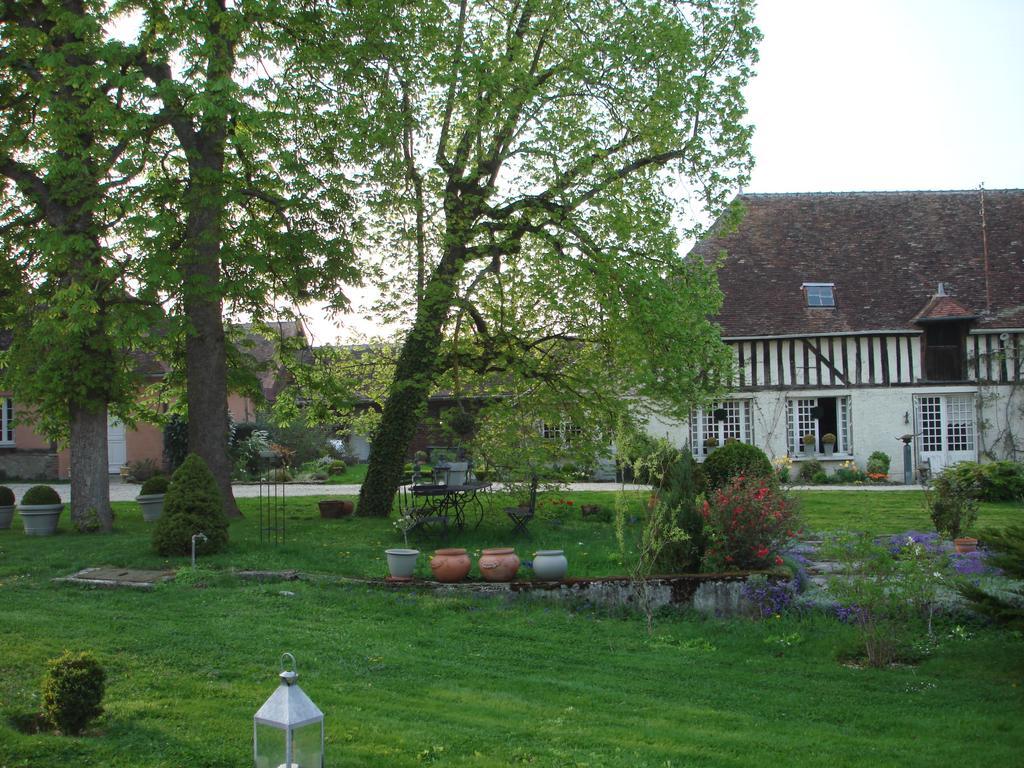 Domaine De La Creuse Bed & Breakfast Moussey  Exterior foto