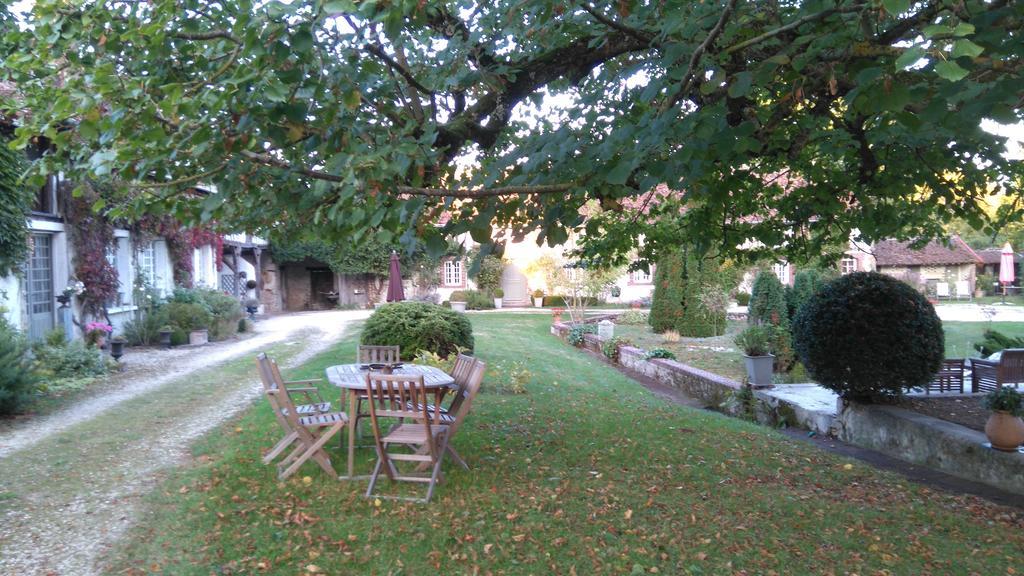 Domaine De La Creuse Bed & Breakfast Moussey  Exterior foto